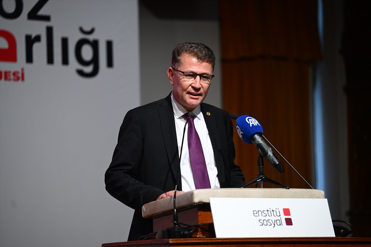 Enstitü Sosyal, İlkokul Çocuklarının Söz Varlığı Projesi'ni tanıttı