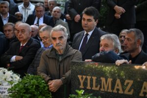 İSTANBUL (AA) – Eski Başbakan Mesut Yılmaz, vefatının 5. yıl