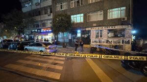 İSTANBUL (AA) – Fatih'te uğradığı silahlı saldırı sonucu yaralanan kişi,