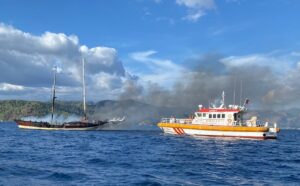 MUĞLA (AA) – Muğla'nın Fethiye ilçesinde yangın çıkan tekne, söndürme