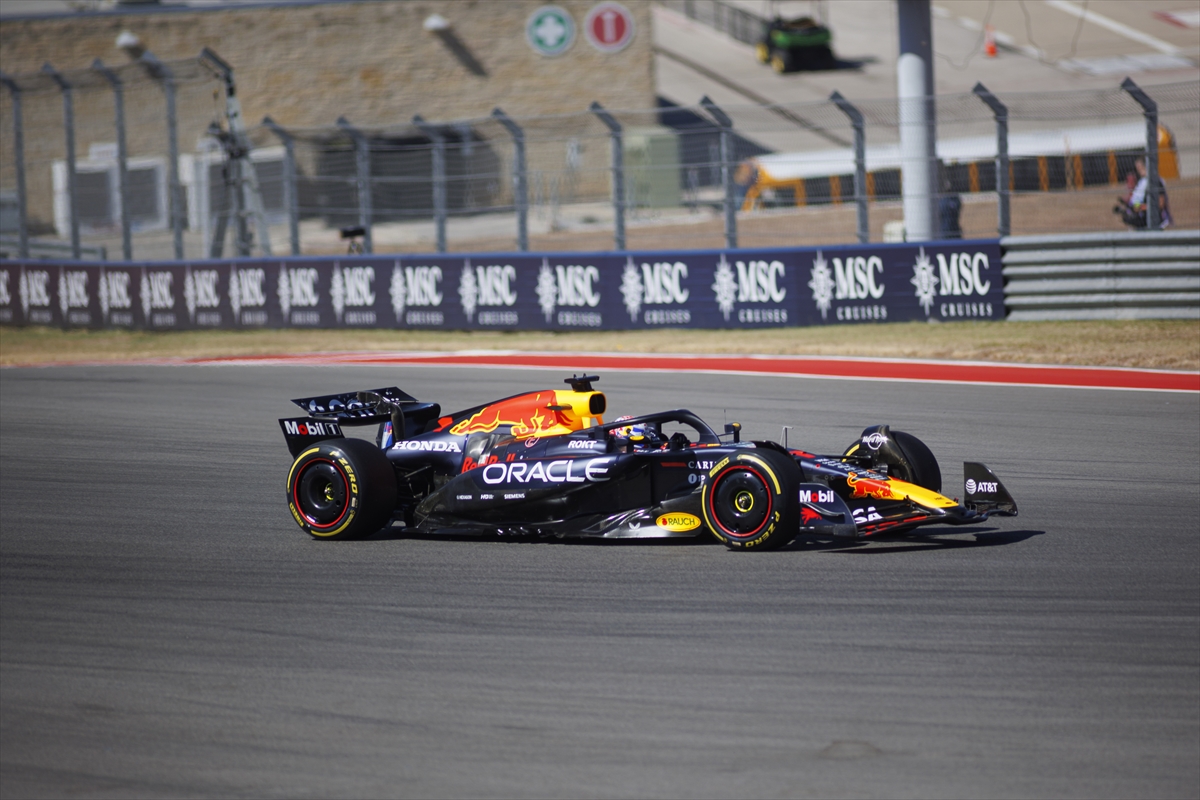 Formula 1 ABD Grand Prix'sini Max Verstappen kazandı