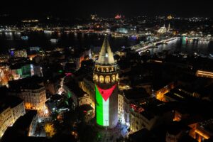 İSTANBUL (AA) – İstanbul'un simge yapılarından Galata Kulesi'nin cephesine mapping