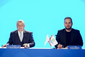 İSTANBUL (AA) – Gençlik ve Spor Bakanı Osman Aşkın Bak,