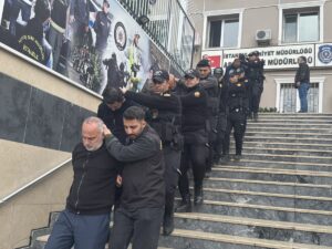 İSTANBUL (AA) – İstanbul merkezli 12 ilde düzenlenen operasyonda "change"