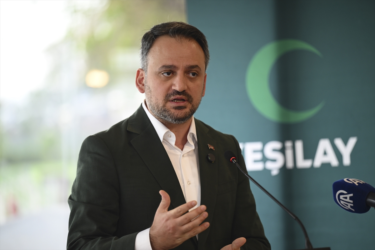 İstanbul'da “Gençlik Çalışmalarını Yeniden Düşünmek” çalıştayı düzenlendi