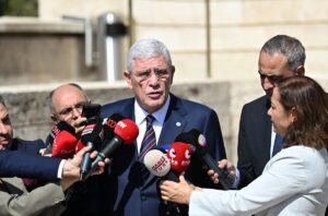 - "Geçmişte yapılan hataların tartışılmasına vesile olacak adımların atılması ana