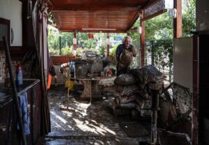 İZMİR (AA) – İzmir'in Foça ilçesinde sağanak ve şiddetli yağış