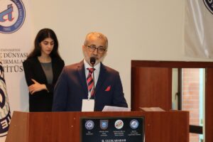 İZMİR (AA) – İzmir'de "ekonomi ve uluslararası ilişkilerde işbirliği, rekabet,