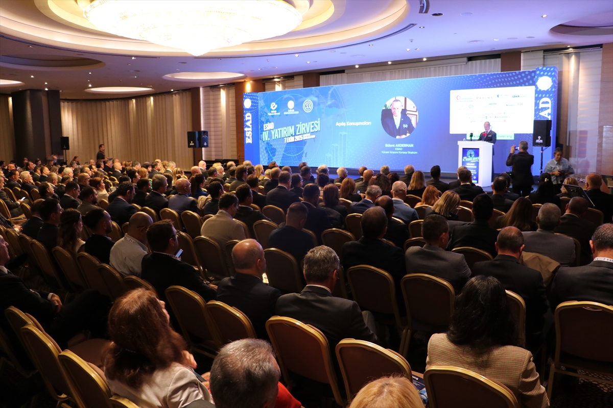İzmir'de savunma ve havacılık sanayisi temalı yatırım zirvesi düzenlendi