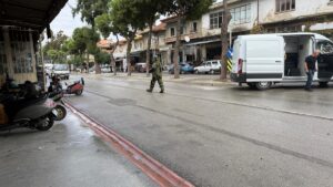 İZMİR (AA) – İzmir'in Tire ilçesinde tarlada el bombası bulundu.