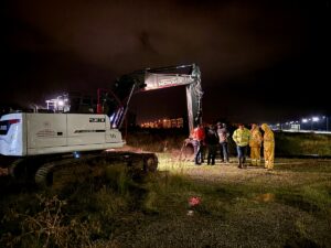 İZMİR (AA) – İzmir'in Bergama ilçesinde etkili olan kuvvetli sağanak