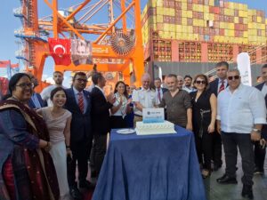 MERSİN (AA) – Kapasitesi artırılan Mersin Uluslararası Limanı'nda (MIP) hizmete