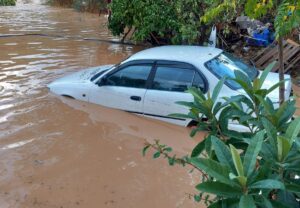 ANTALYA (AA) – Antalya’nın Kaş ilçesinde akşam saatlerinde etkili olan