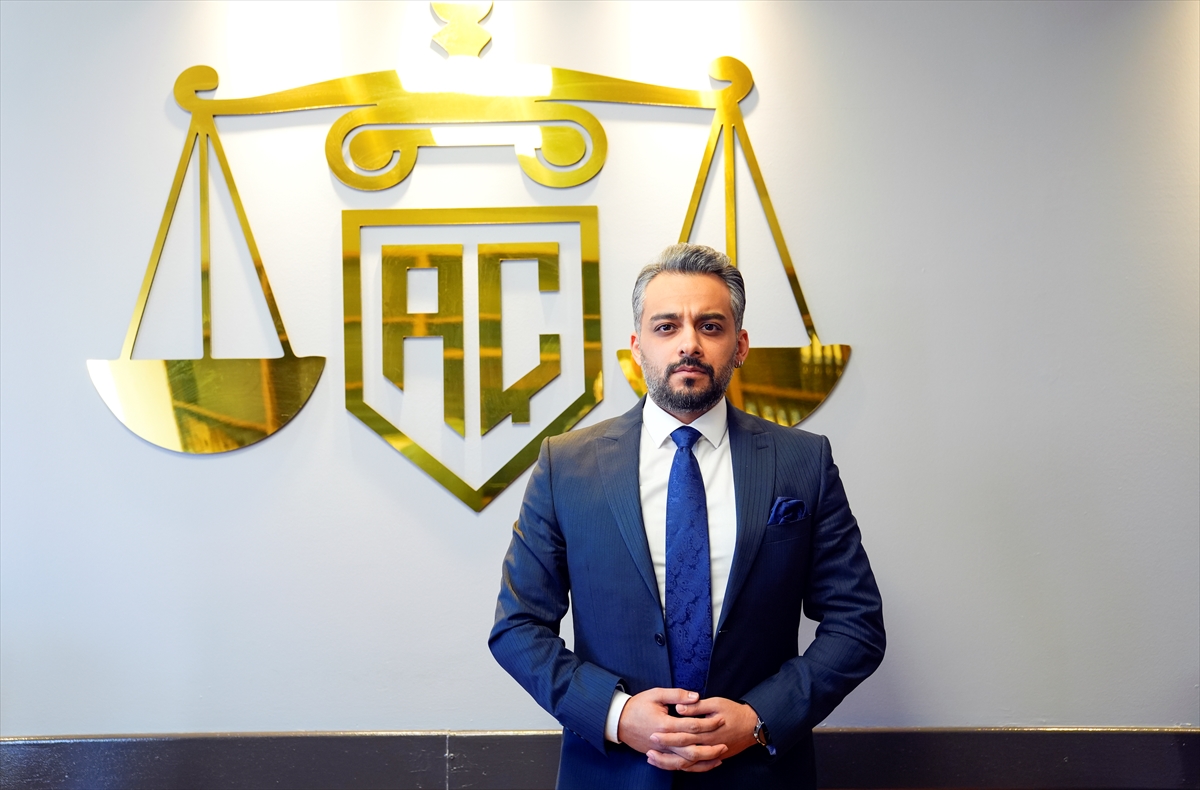 Kayıp Rus yüzücünün annesi, oğlunu bulana 500 bin lira ödül verecek