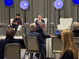 KAYSERİ (AA) – Kayseri Büyükşehir Belediye Başkanı Memduh Büyükkılıç, "Dünya