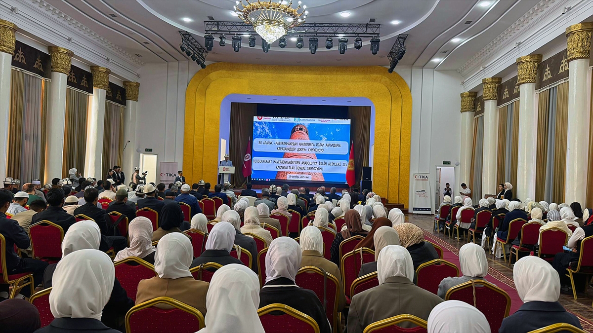 Kırgızistan'da “2. Uluslararası Maveraünnehir'den Anadolu'ya İslam Alimleri” sempozyumu düzenlendi
