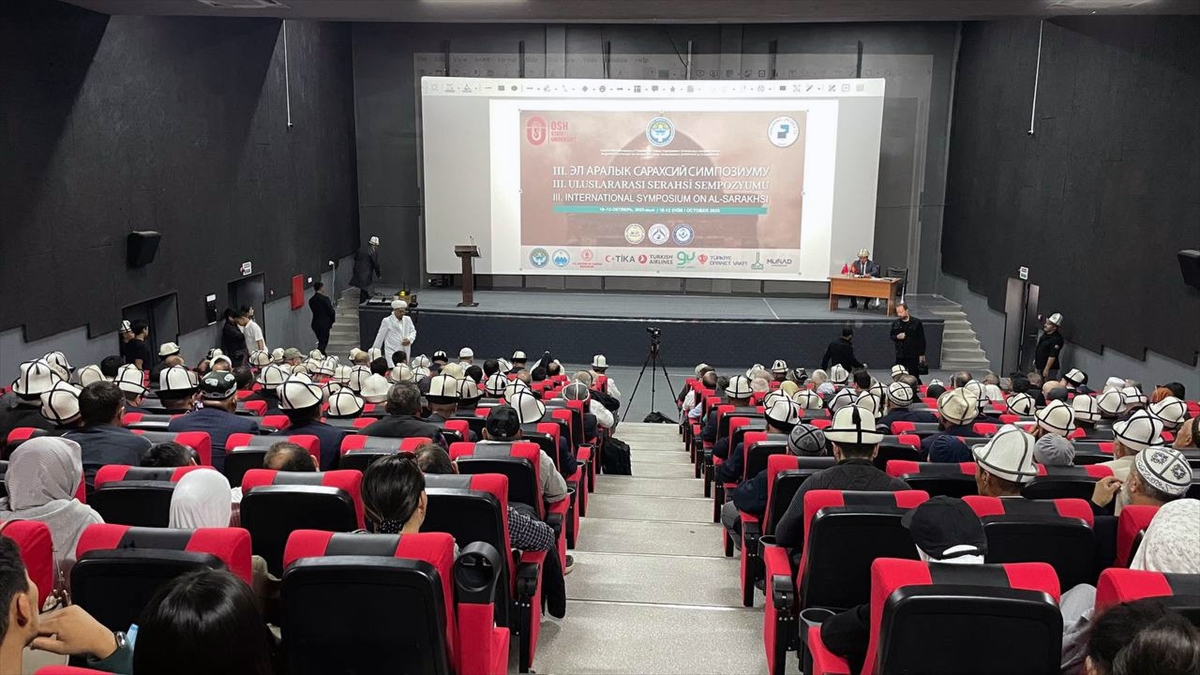 Kırgızistan'da İmam Serahsi Kompleksi'nin temeli törenle atıldı
