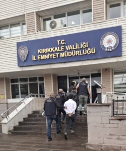 KIRIKKALE (AA) – Kırıkkale'de terör örgütü PKK/KCK'ya yönelik operasyonda yabancı