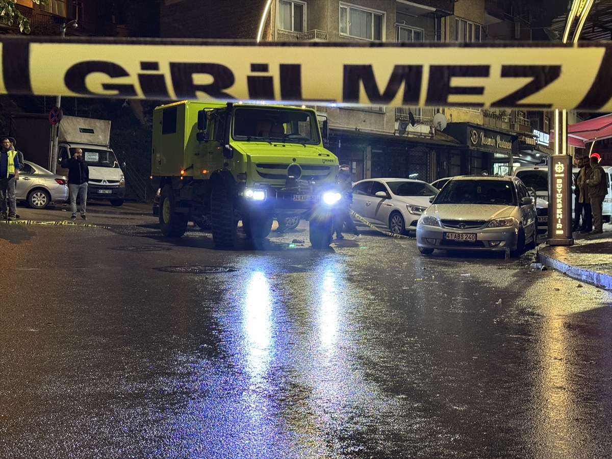 Kocaeli'de çıkan silahlı kavgada bir kişi hayatını kaybetti