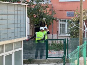 KOCAELİ (AA) – Kocaeli'nin Gebze ilçesinde çöken 7 katlı binanın