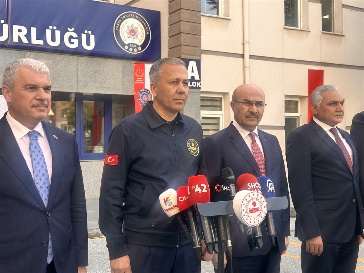 Konya merkezli 12 ilde düzenlenen “Narkokapan Konya” operasyonunda 421 zanlı gözaltına alındı