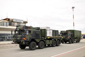 PRİŞTİNE (AA) – Kosova Başbakanı Albin Kurti, binlerce Skydagger kamikaze