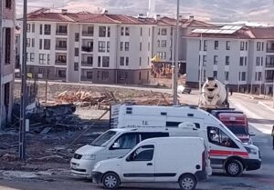 MALATYA (AA) – Malatya'nın Doğanşehir ilçesinde bir inşaatta beton döküm