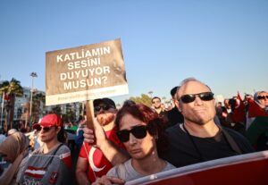 MERSİN (AA) – Mersin ve Hatay'da, İsrail'in Gazze'de 8 Ekim