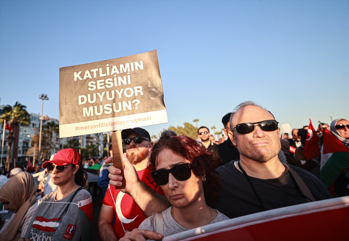 Mersin ve Hatay'da Küresel Sumud Filosu'na destek etkinlikleri düzenlendi