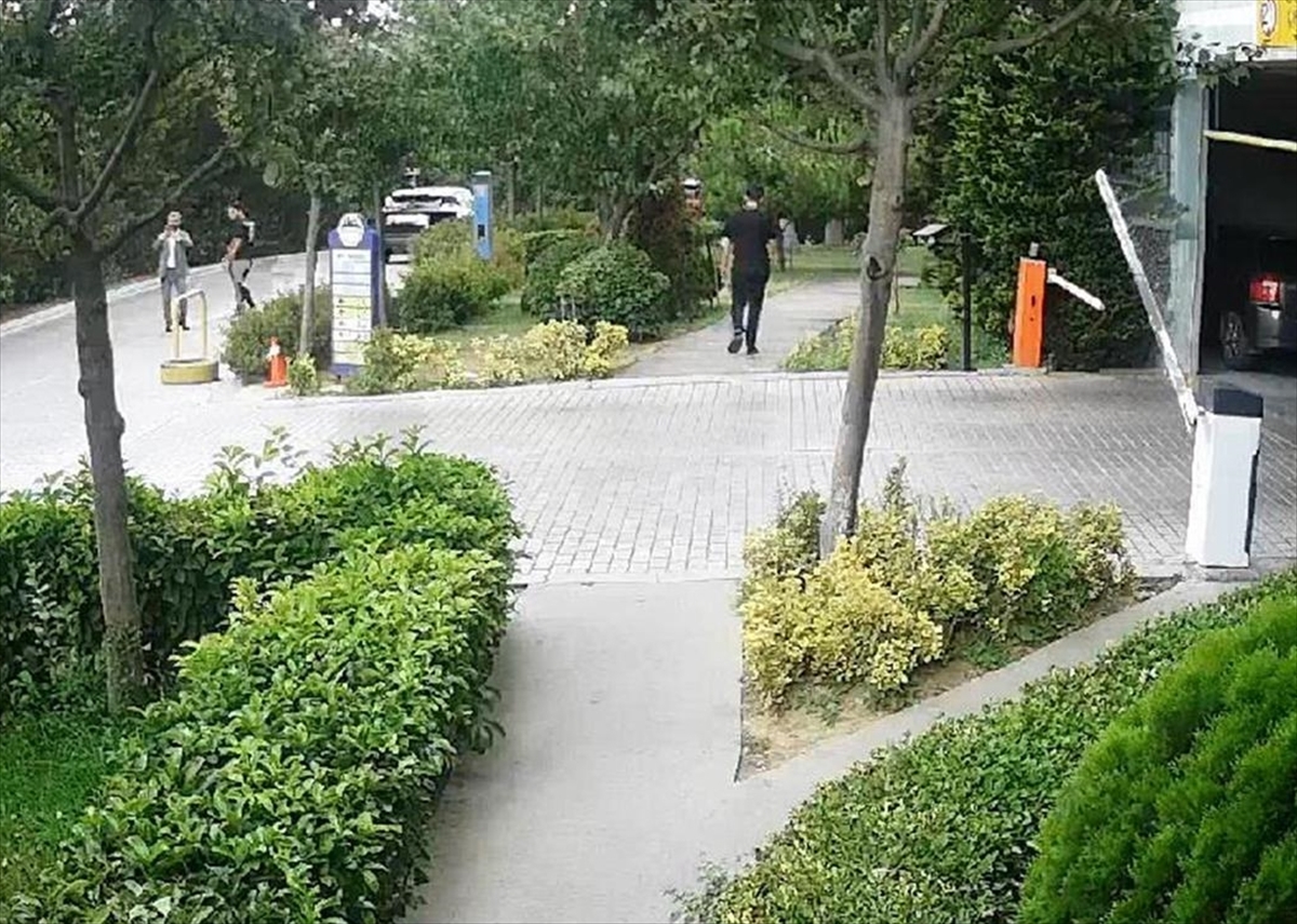 MİT, İstanbul Cumhuriyet Başsavcılığı ve İstanbul Emniyet Müdürlüğünün ortak operasyonunda İsrail gizli servisi MOSSAD'a çalıştığı tespit edilen Serkan Çiçek gözaltına alındı