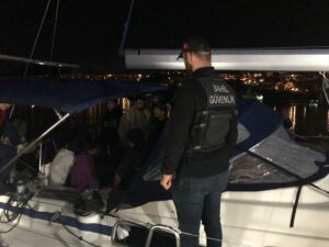 - Göçmen kaçakçılığı iddiasıyla 1 şüpheli gözaltına alındı