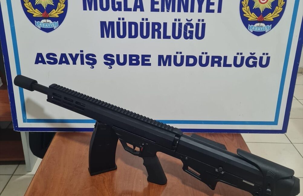 MUĞLA (AA) – Muğla'nın Menteşe ilçesinde çıkan silahlı kavgaya ilişkin