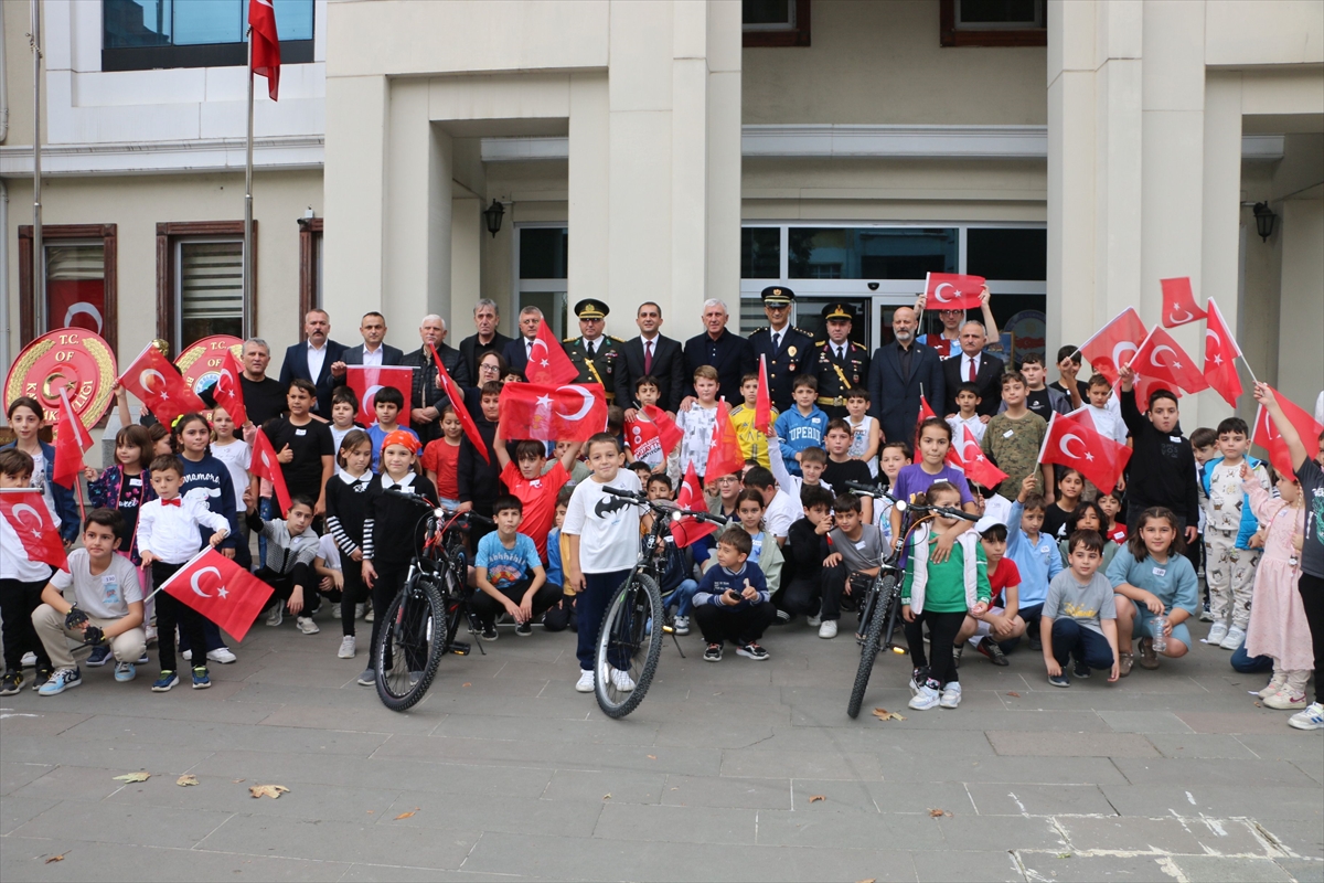 Of'ta 3. geleneksel Bisiklet Şöleni yapıldı