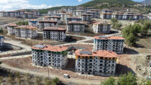 OSMANİYE (AA) – Osmaniye’nin Bahçe ilçesinde yapımı süren 819 deprem