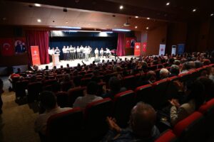 OSMANİYE (AA) – Osmaniye'nin Kadirli ilçesinde müftülük tarafından "Makamla, Meşk'le,