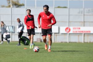 SİVAS (AA) – Trendyol 1. Lig'in 10. haftasında deplasmanda Emre