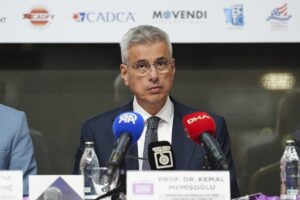 İSTANBUL (AA) – Sağlık Bakanı Kemal Memişoğlu, "ALO 171 Sigara