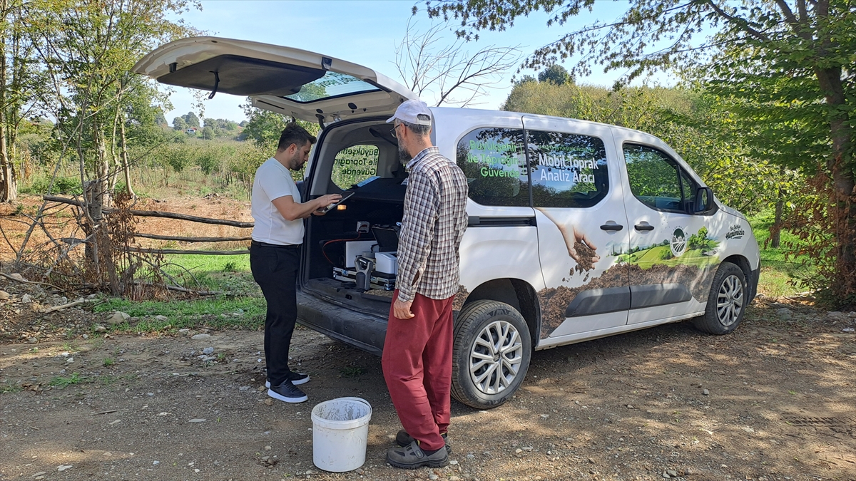Sakarya'da “Yerinde Toprak Analizi” çiftçiler tarafından memnuniyetle karşılandı