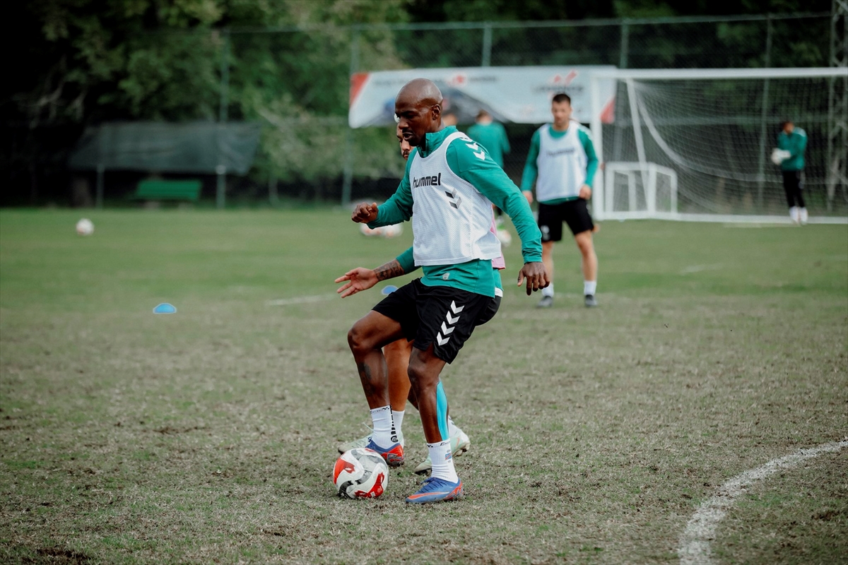 Sakaryaspor, Keçiörengücü maçının hazırlıklarını sürdürdü