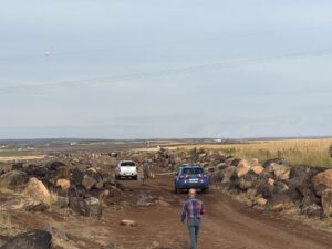 ŞANLIURFA (AA) – Şanlıurfa'nın Siverek ilçesinde bir çiftçinin tarlasını sürdüğü