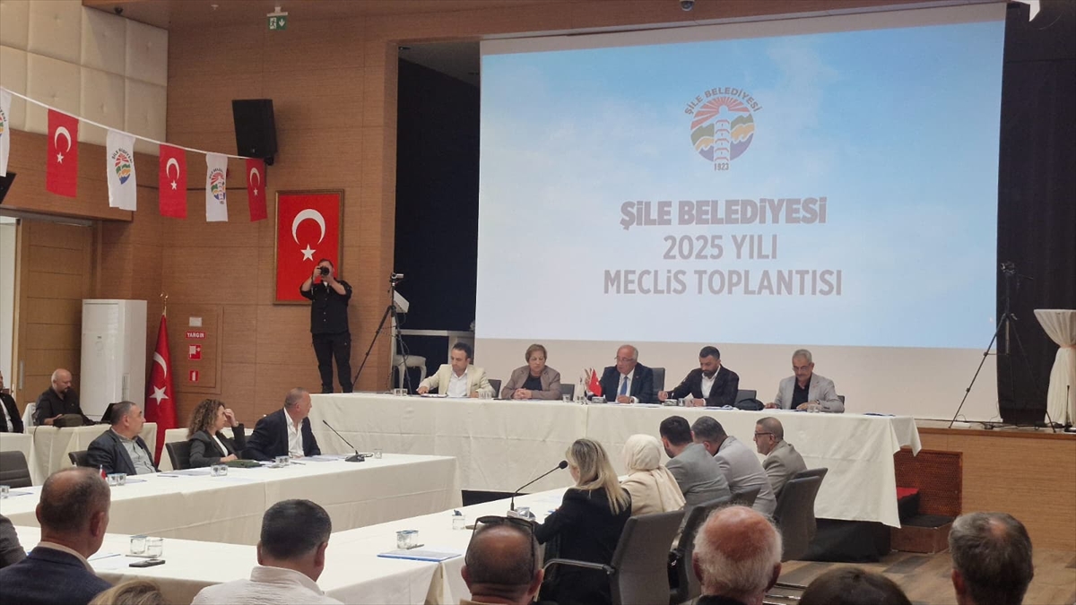 Şile Belediye Meclisinde borçlar ve iptal edilen Şile Bezi Festivali konuşuldu