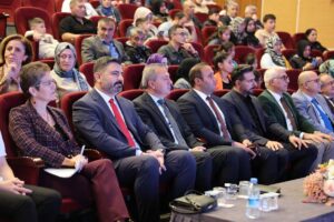 SİVAS (AA) – Sivas Belediyesi öncülüğünde yürütülen "Duy Beni Sosyal