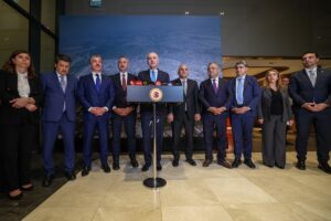 DİYARBAKIR (AA) – TBMM Başkanı Numan Kurtulmuş, Dicle Üniversitesi Akademik