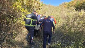 TOKAT (AA) – Tokat'ta uçuruma devrilen hafif ticari araçtaki 2