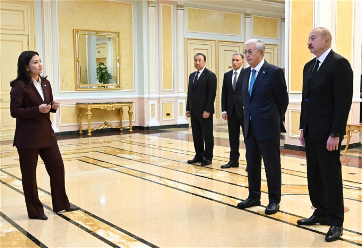 Tokayev ve Aliyev, “Orta Koridoru Geliştirme Projesi”ni inceledi