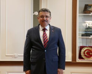 TRABZON (AA) – Trabzon'u kuşbakışı görmek isteyenlerin uğrak noktası Boztepe'de