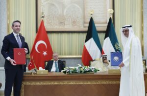 KUVEYT (AA) – Cumhurbaşkanı Recep Tayyip Erdoğan ve Kuveyt Emiri