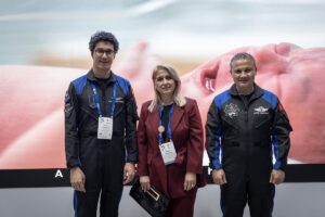 - Avustralya'da düzenlenen 76. Uluslararası Uzay Kongresi’nde, gelecek yıl Antalya'da