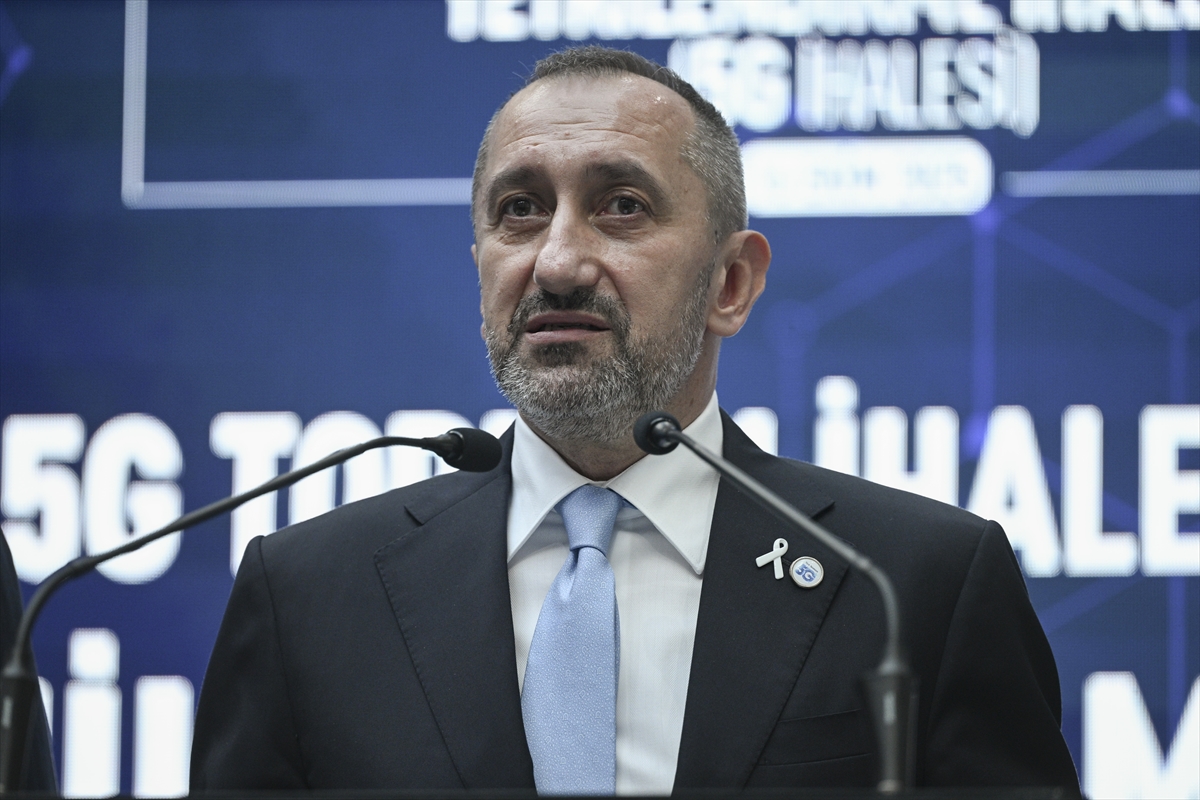 Üç iletişim operatörünün üst yöneticisi 5G ihalesini değerlendirdi