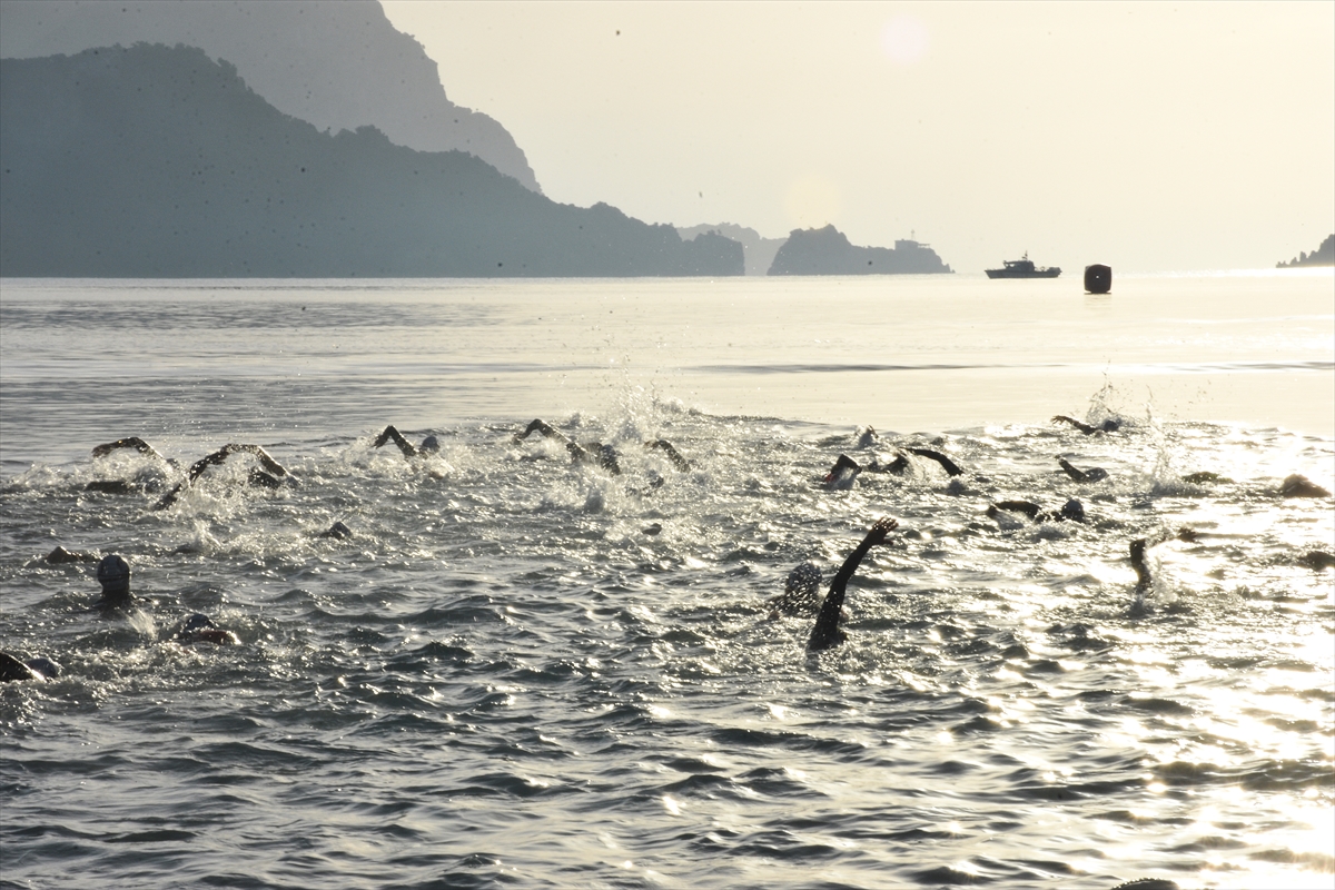 Uluslararası Arena AquaChallenge Yüzme Şampiyonası, Marmaris'te başladı